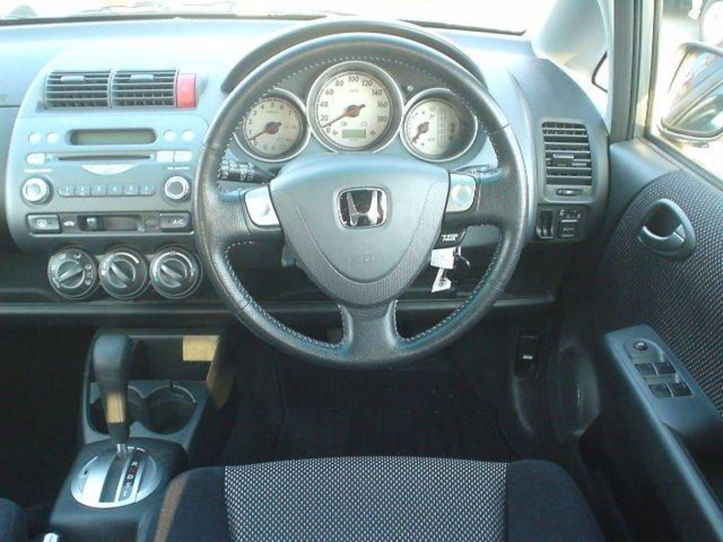 2003 Honda Fit