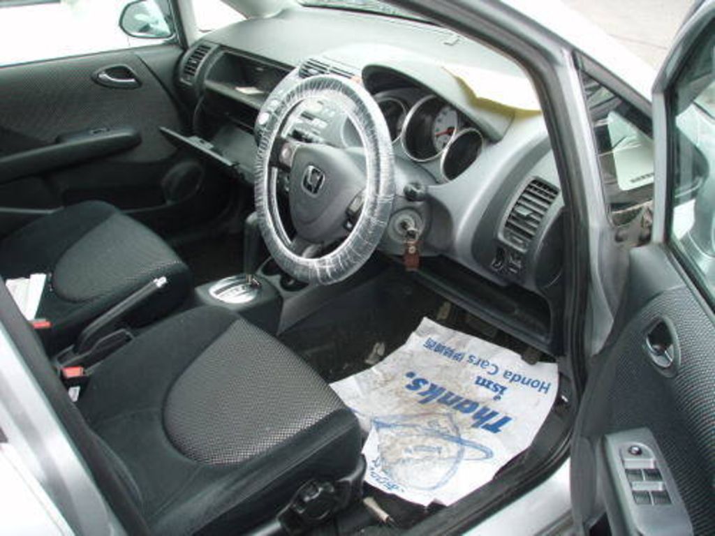2003 Honda Fit