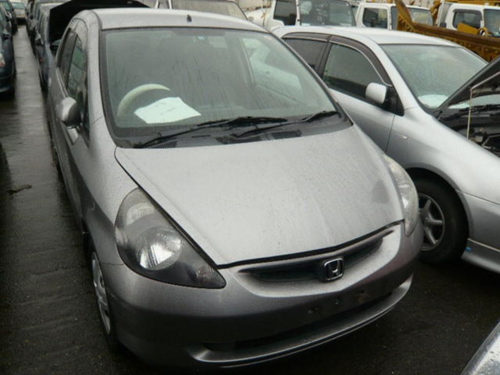 2003 Honda Fit