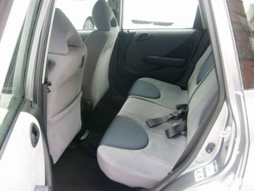 2003 Honda Fit