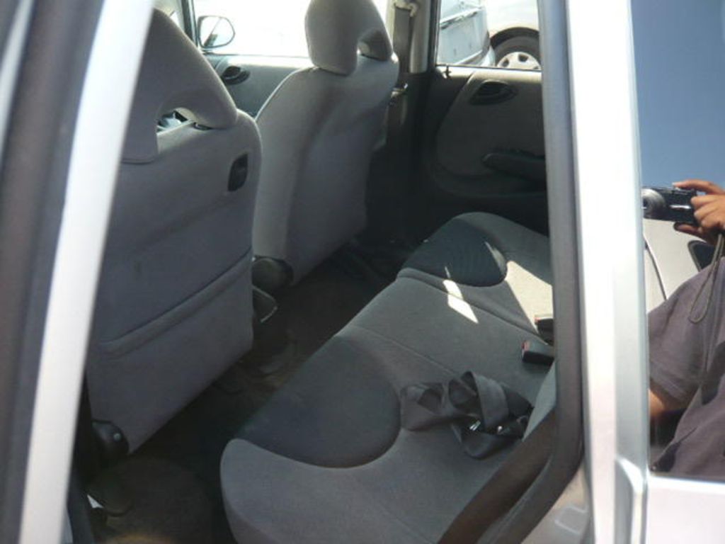 2003 Honda Fit