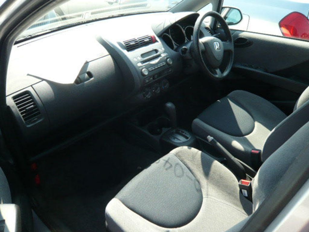 2003 Honda Fit