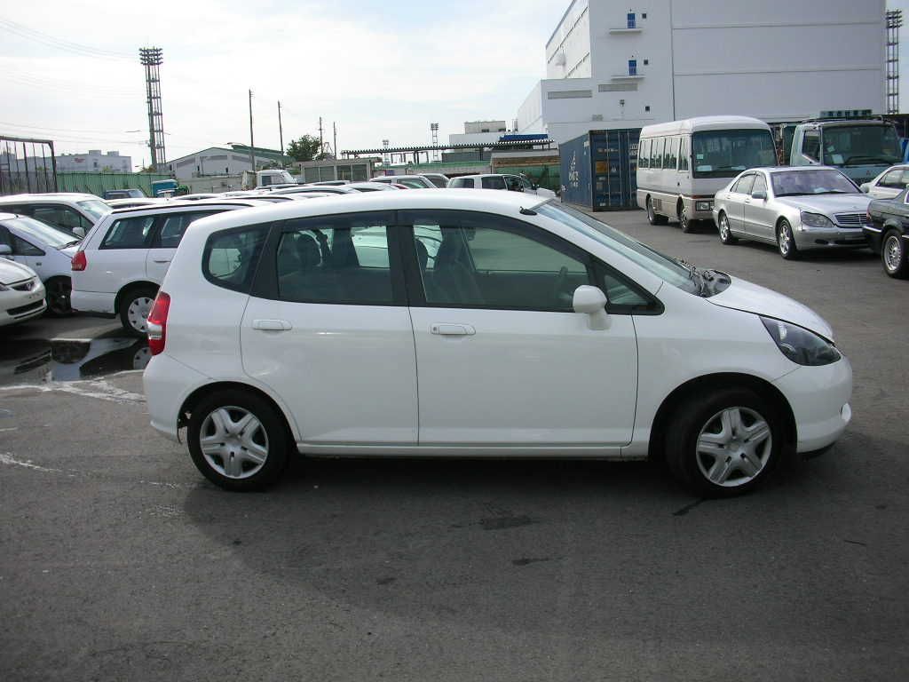 2003 Honda Fit