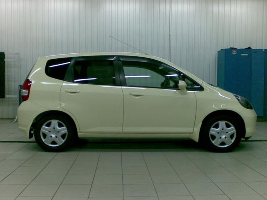 2003 Honda Fit