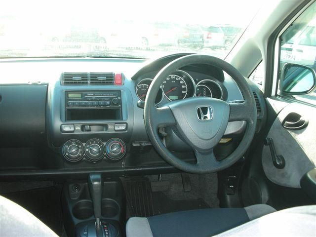 2003 Honda Fit