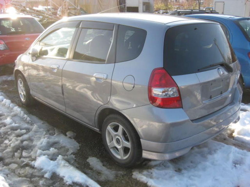 2003 Honda Fit