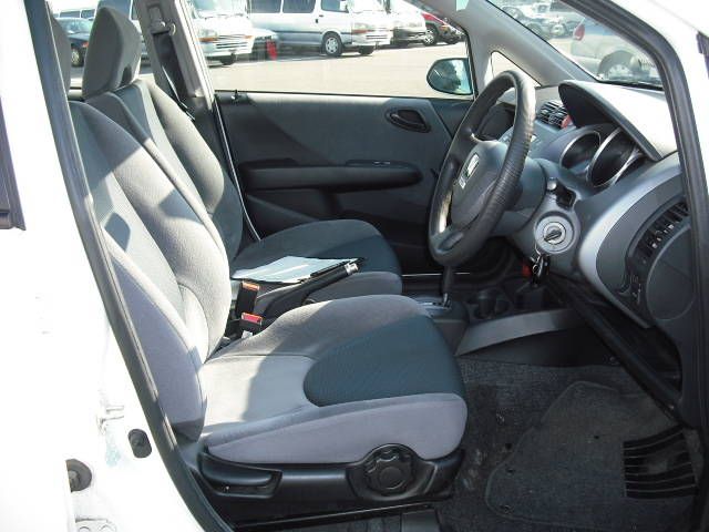 2003 Honda Fit