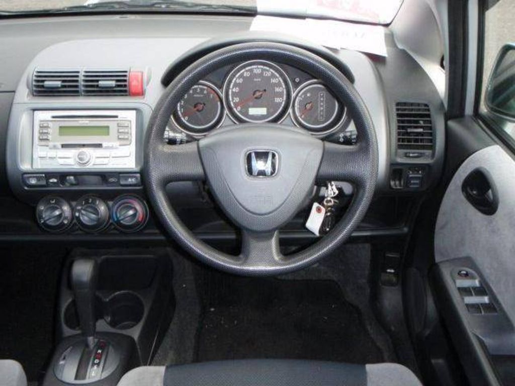 2003 Honda Fit