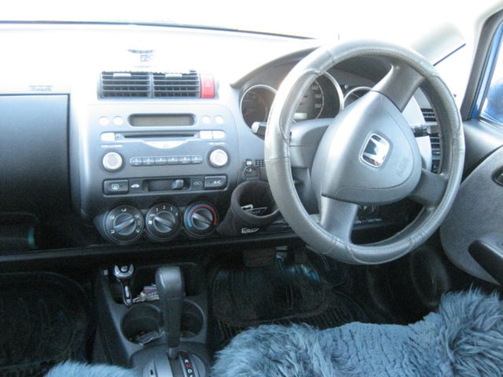 2003 Honda Fit