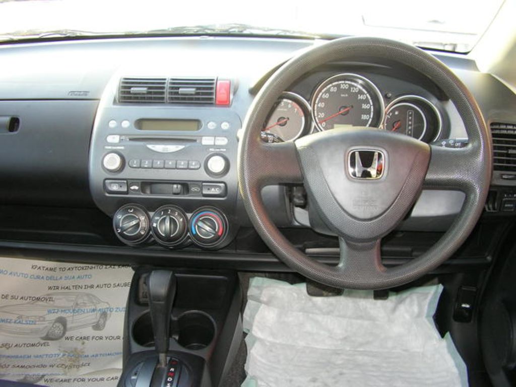 2003 Honda Fit