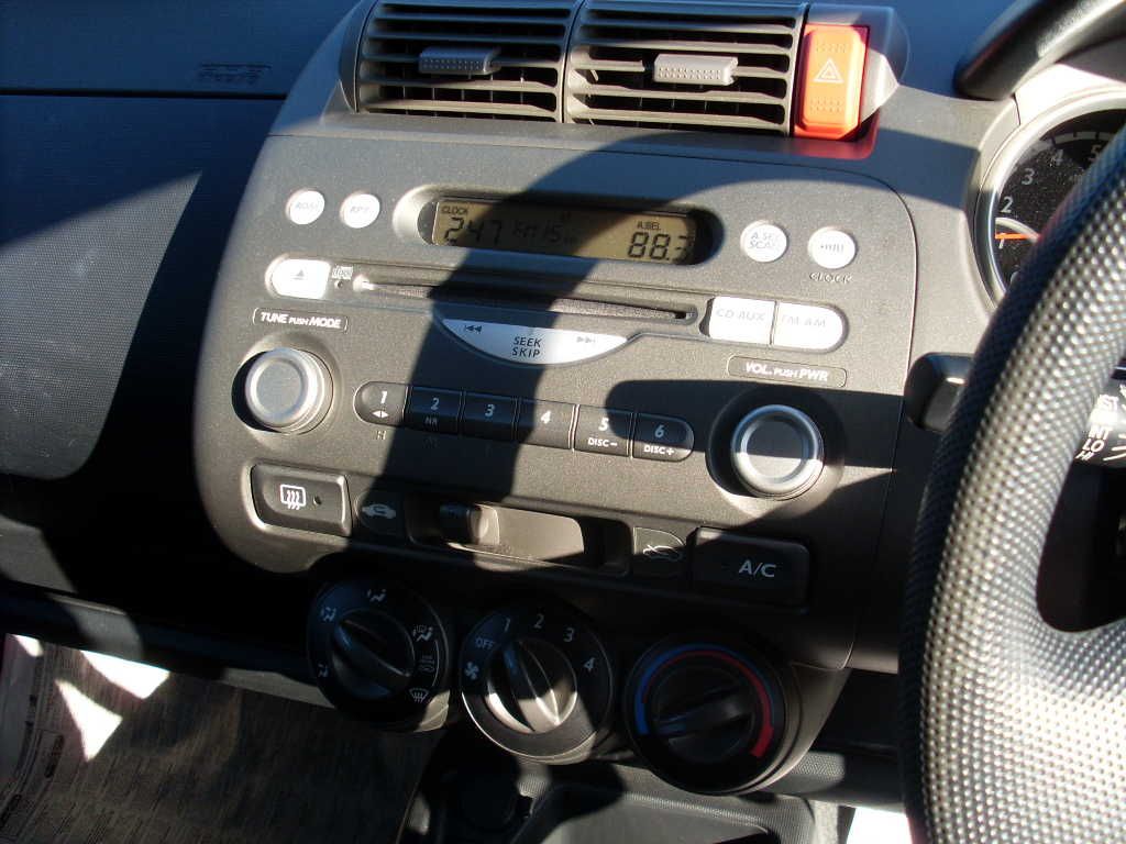 2003 Honda Fit
