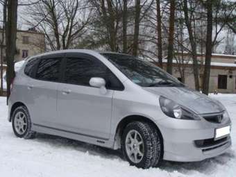2003 Honda Fit