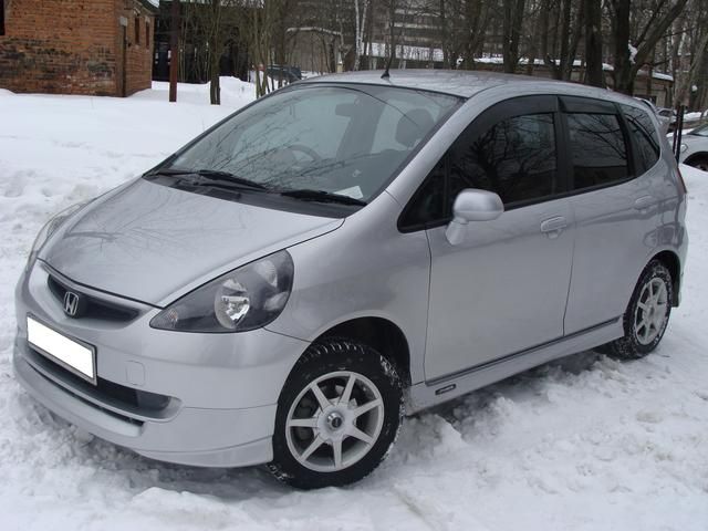 2003 Honda Fit