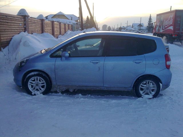 2003 Honda Fit