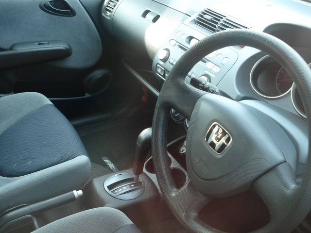 2003 Honda Fit