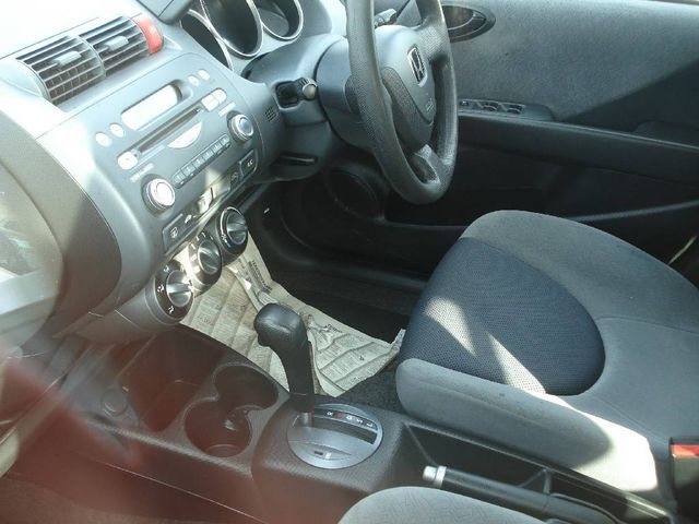 2003 Honda Fit