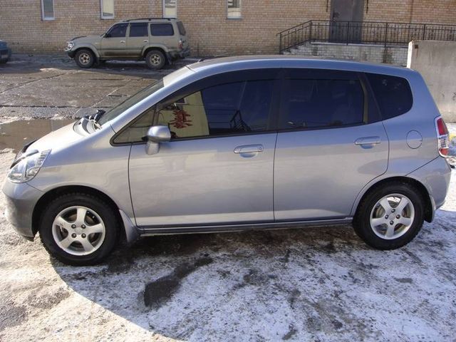 2003 Honda Fit