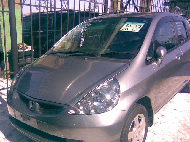 2003 Honda Fit