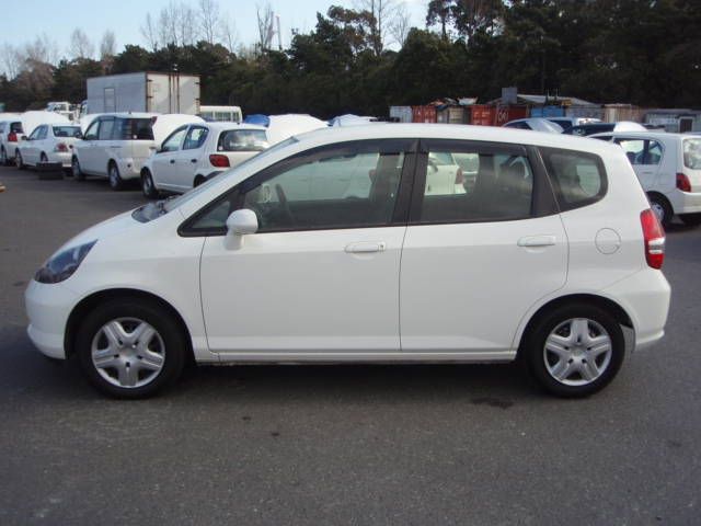 2003 Honda Fit