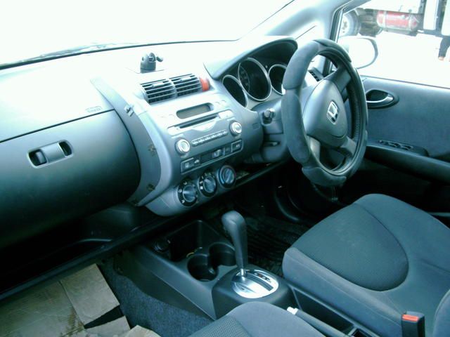 2003 Honda Fit