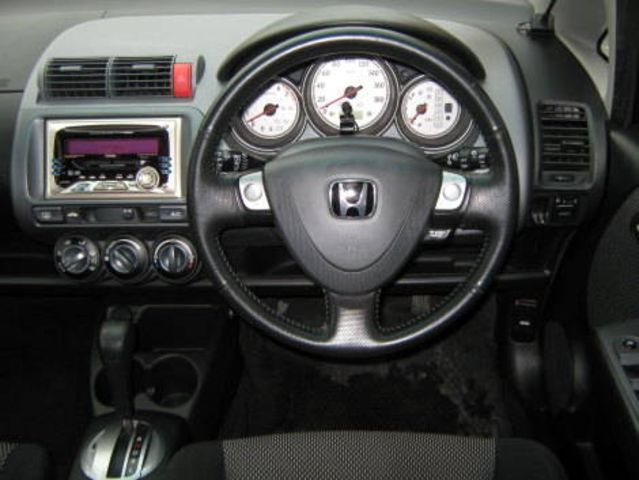 2003 Honda Fit