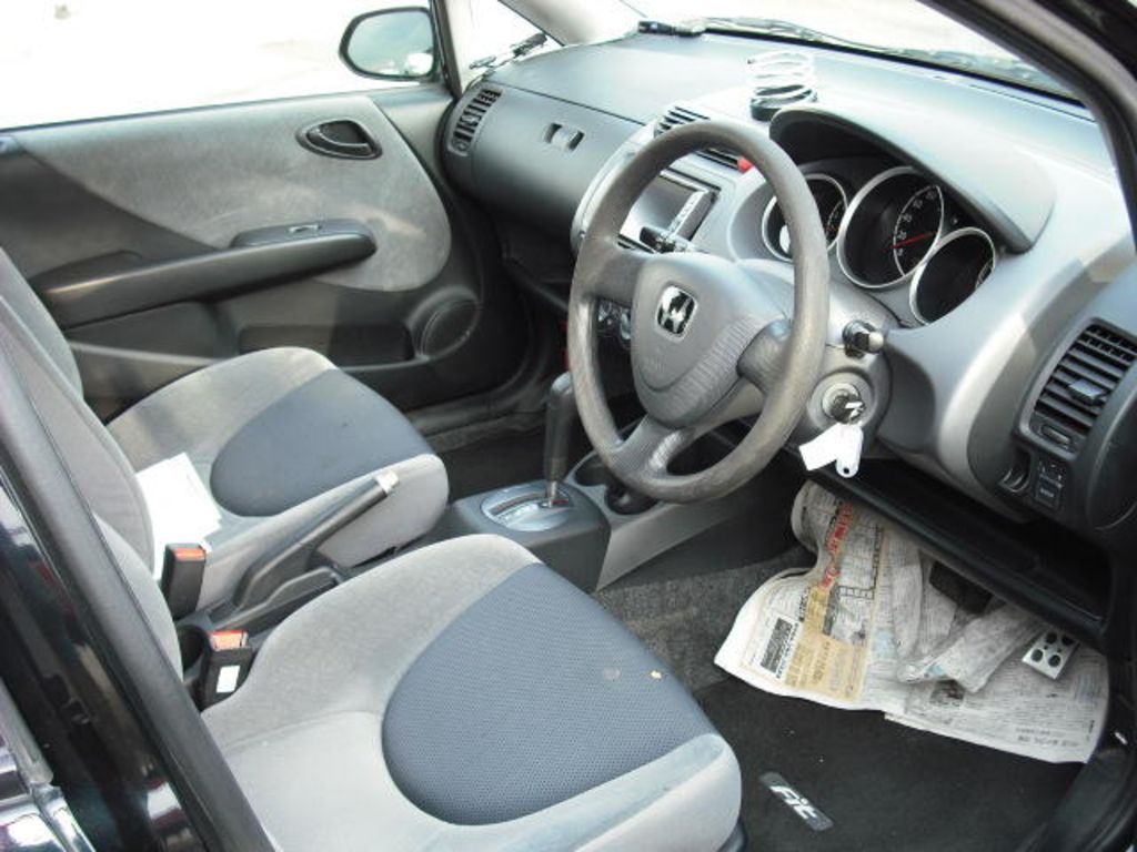 2003 Honda Fit
