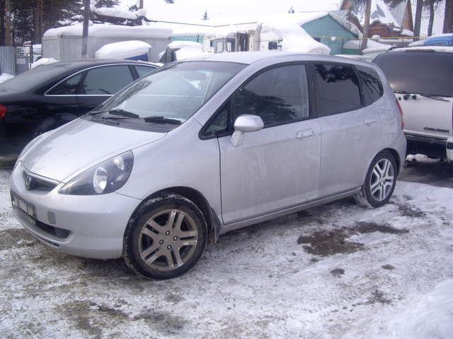 2003 Honda Fit