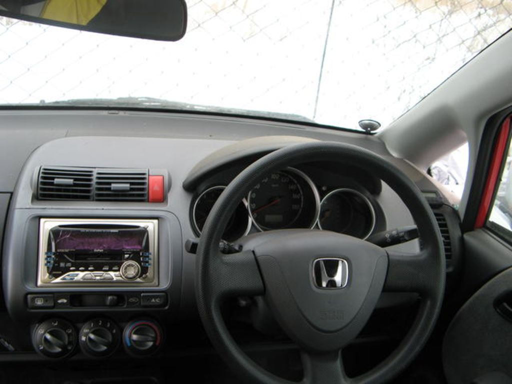 2003 Honda Fit