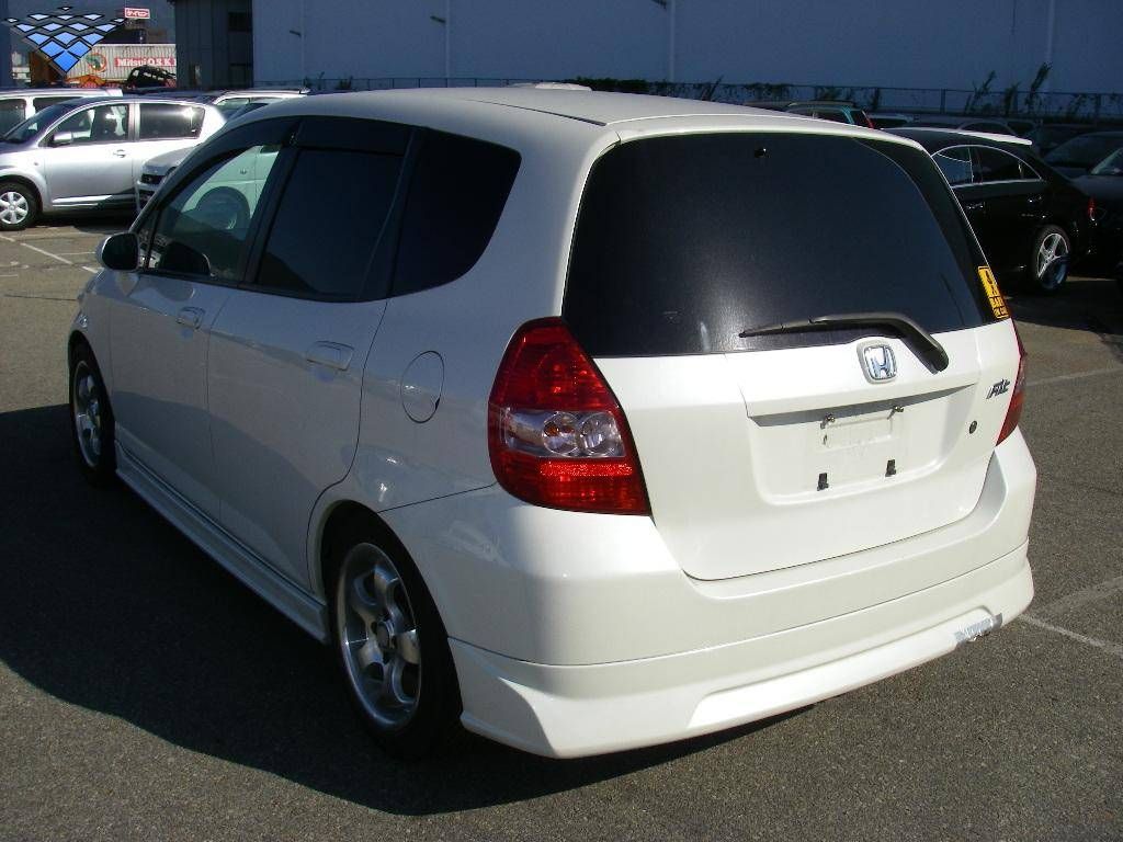 2003 Honda Fit