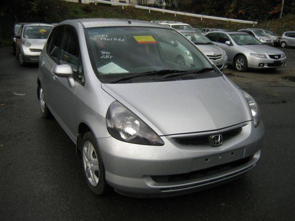 2003 Honda Fit