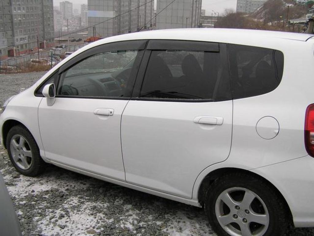 2003 Honda Fit