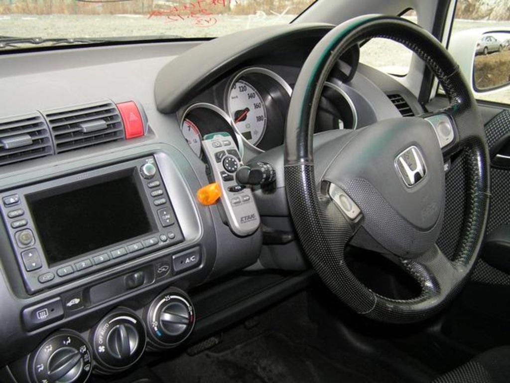 2003 Honda Fit