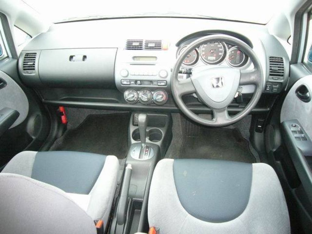 2003 Honda Fit