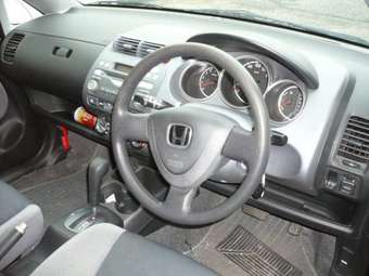 2003 Honda Fit