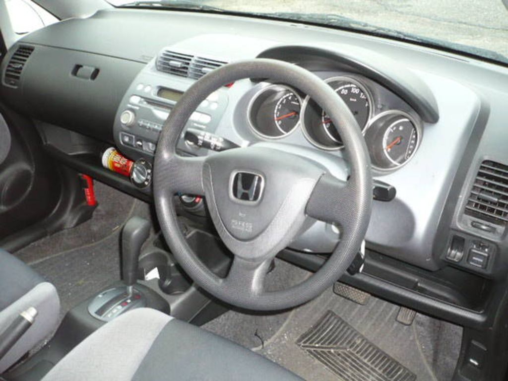 2003 Honda Fit