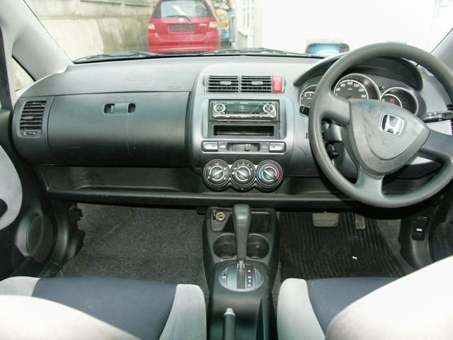 2003 Honda Fit