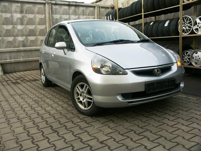 2003 Honda Fit