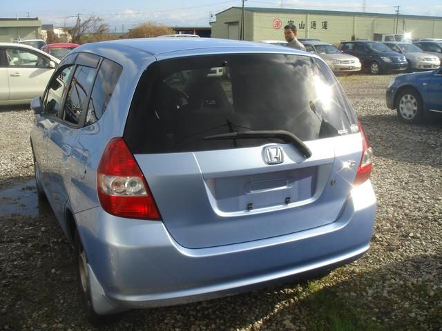 2003 Honda Fit