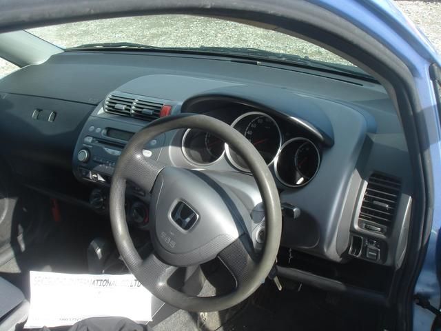 2003 Honda Fit