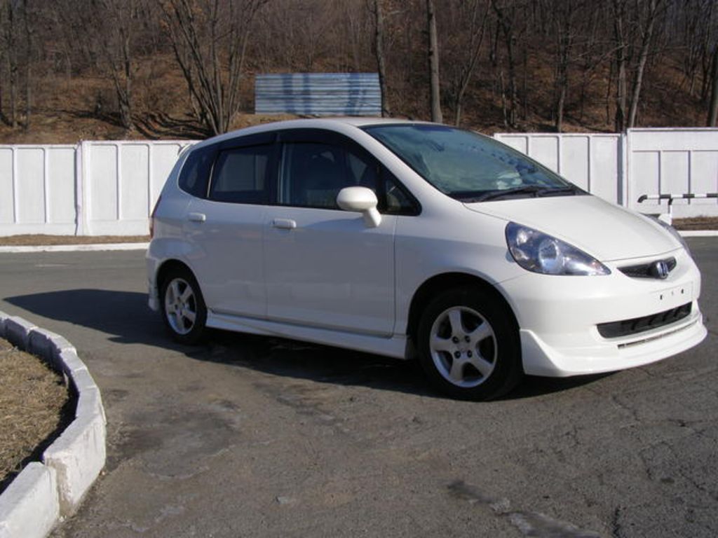 2003 Honda Fit