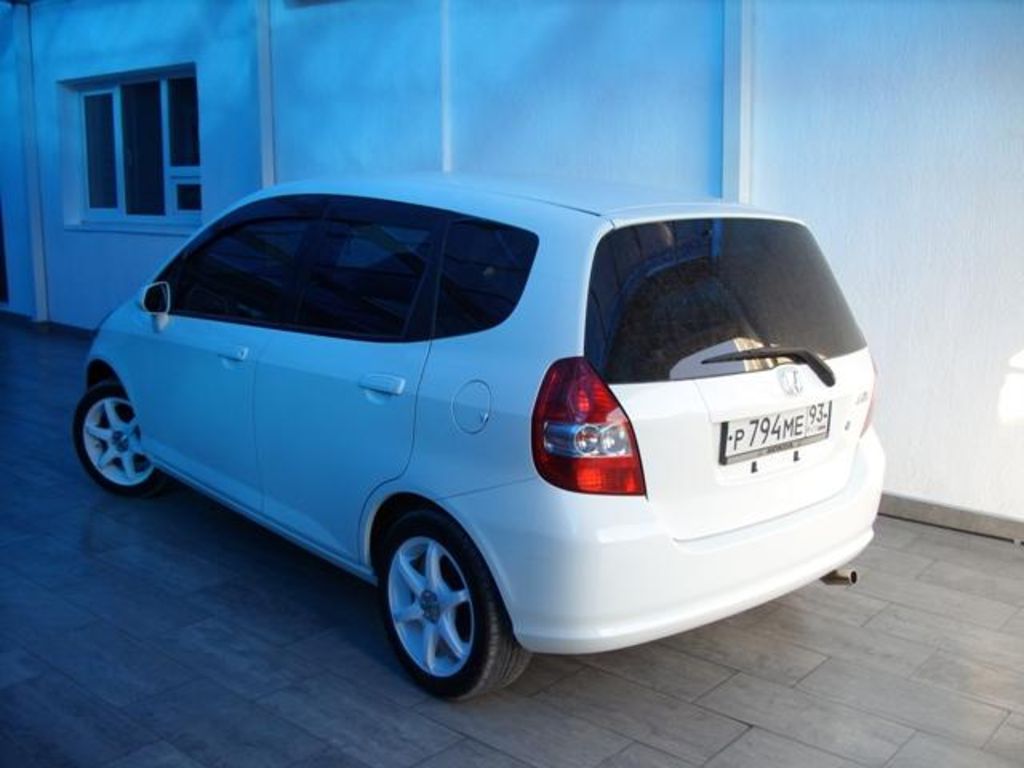 2003 Honda Fit