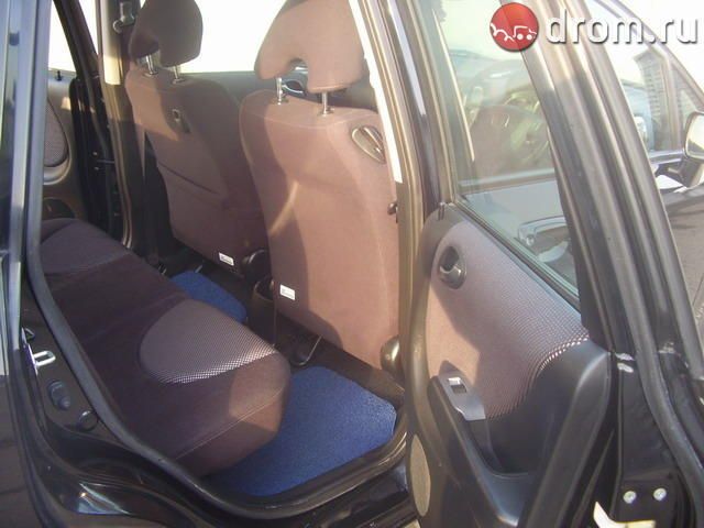 2003 Honda Fit