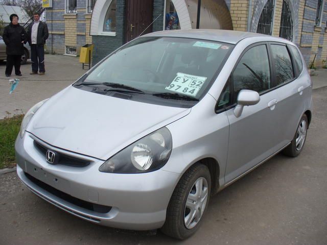 2003 Honda Fit