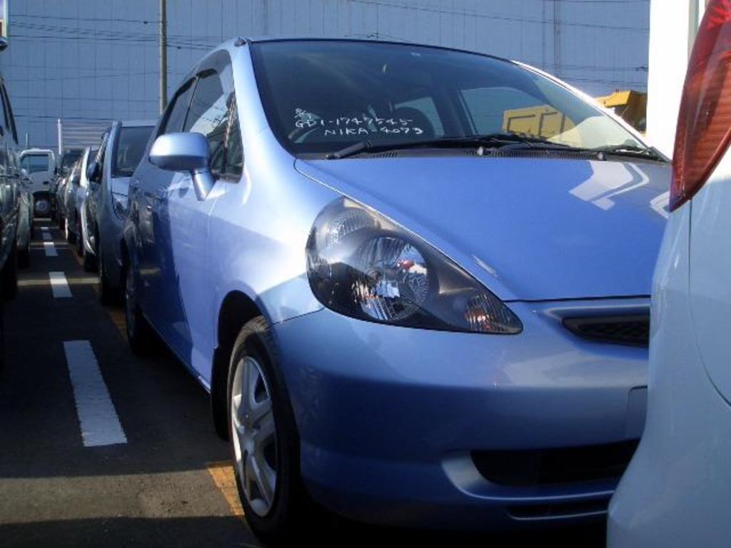 2003 Honda Fit