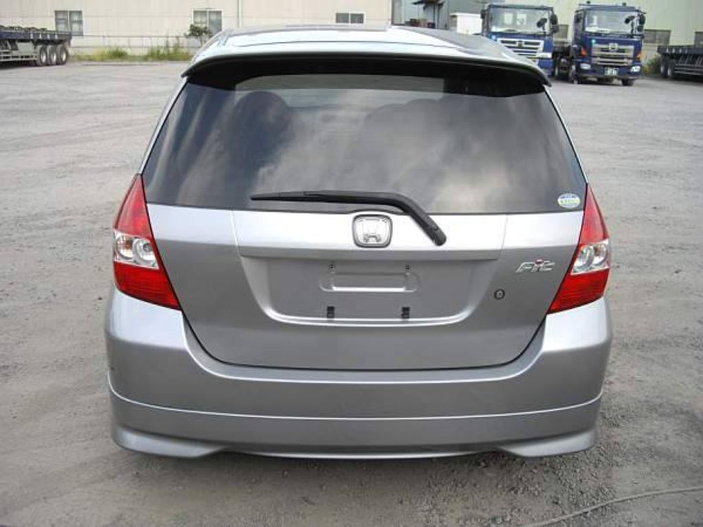 2003 Honda Fit