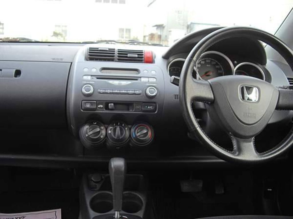 2003 Honda Fit