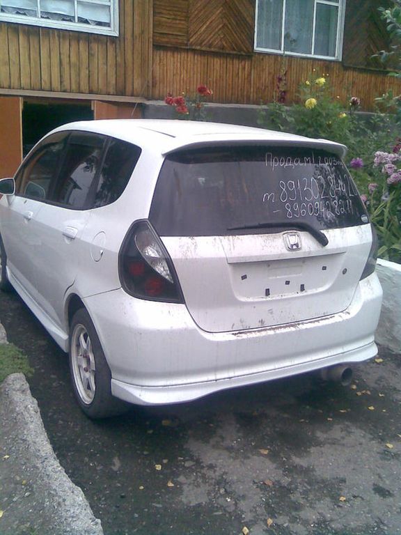 2003 Honda Fit