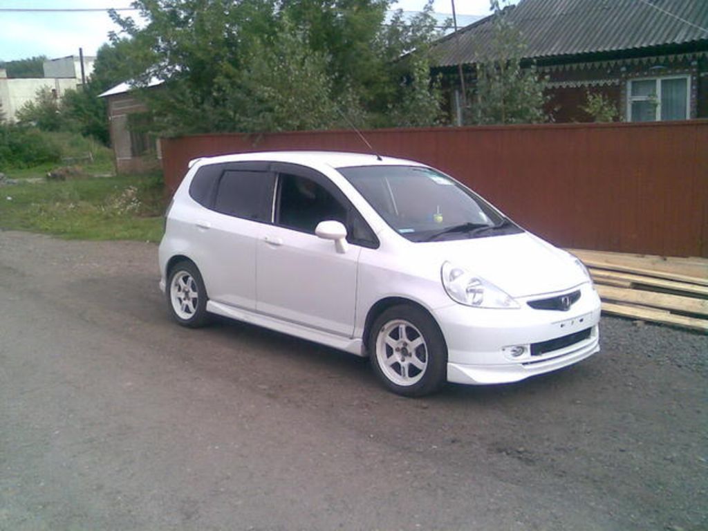 2003 Honda Fit