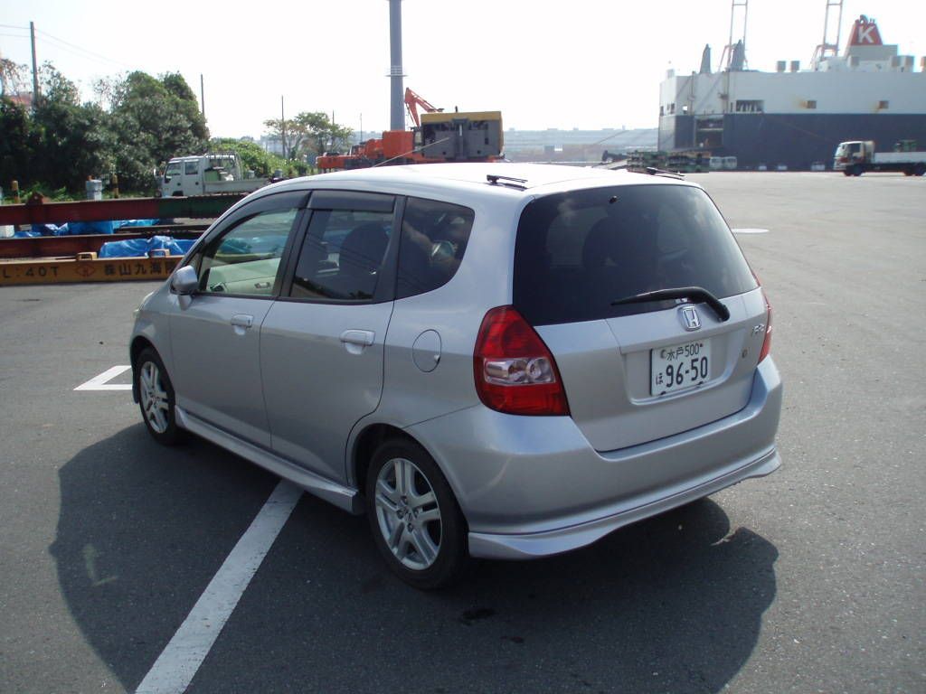 2003 Honda Fit