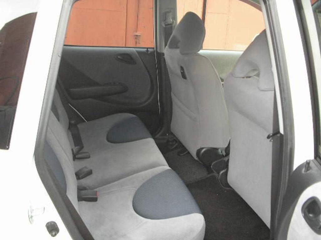2003 Honda Fit